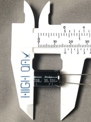 Lof of 4 Rubycon 330 uF 35v Electrolytic Capacitors, Radial Lead