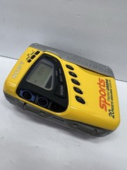 Sony Sports Groove Walkman WM-FS499 Radio Cassette Player Headphones Yellow VTG