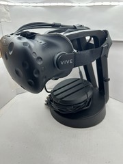 HTC Vive Virtual Reality Headset OPJT100 Only With Stand – TESTED