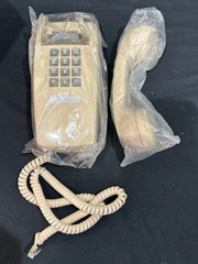NOS GTE 2554 Compact Wall Touch Telephone Ash Tone/Pulse Ringer Volume Control