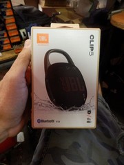 JBL Clip 5 Portable Bluetooth Speaker BLACK, NEW IN BOX!!!!!!!