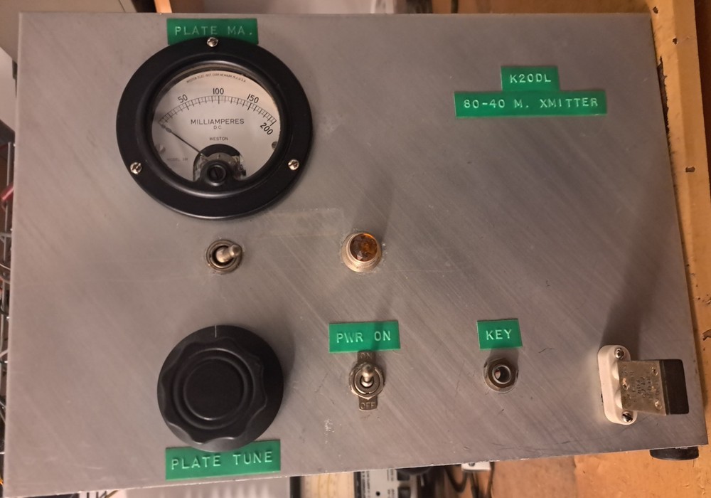 Vintage Home Brew Homemade HAM Radio Tube Type Transmitter, working.