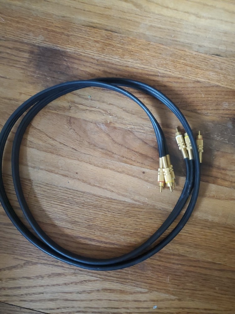 Stereo to Mono Gold RCA Thick 5.5mm Cable 6-feet