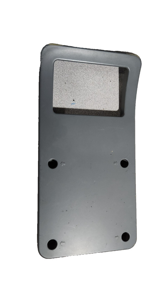 TOSHIBA HANDLE FOR MODEL 20HLV85 MOUNTING SCREWS ARE NOT INCLUDED