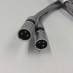 Acrolink 7N-A2070Ⅱ XLR Cable 1.0M x 2 Carbon/Aluminum Connectors