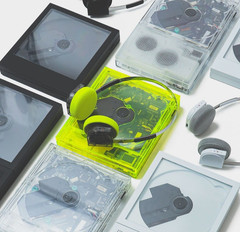 KM5 Instant Disk Audio CP1 Neon Yellow CD Player Bluetooth bpr BEAMS Japan New