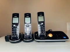 Uniden DECT 6.0 D2280-3 Phone With Digital Answering System-In box