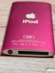 Apple iPod Nano 4th Generation A1285 8GB Pink USB Bundled Charging Cable Cradle
