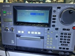 SONY CRF V21 IN EXCELLENT CONDITION WITH ACCESSORIES AND DOCUMENTS