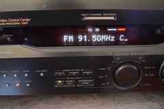 Sony STR-DE845 5.1 Dolby Digital Pro Logic Surr Sound Receiver + Remote Bundle