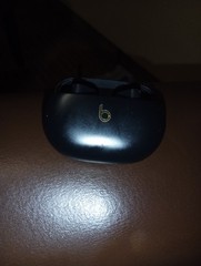True Wireless Noise Cancelling Beats By Dr Dre Studio Black And Gold