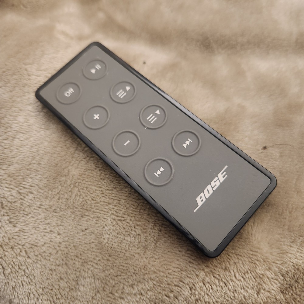 Bose Gray Handheld 8-Button Remote Control For Bose SoundDock Series II & II