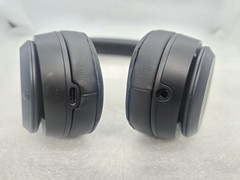 Beats by Dr. Dre Solo 4 Wireless Headphones Black FAST FREE SHIPPING a