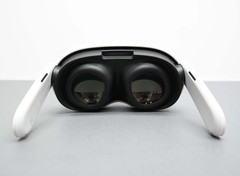 Meta Quest 3 128GB VR Headset Only – White READ