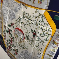 HERMES 90x90cm Navy Blue Silk Scarf 4-61-26 Open Box Condition