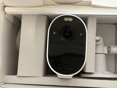 Arlo Essential Spotlight Camera VMC2030 Wire-Free
