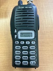 Icom IC-V8 VHF Handheld 5.5W Transceiver, New in Box with Charger